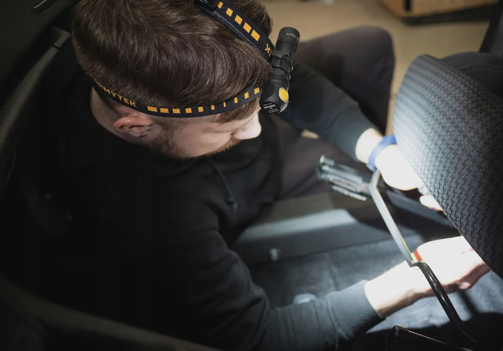 PASEK DO LATAREK ARMYTEK ELF C2 WIZARD C2 ELASTYCZNA OPASKA NA GŁOWĘ UCHWYT — 2