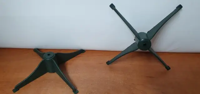 stojak plastikowy 10szt pod choinkę fi-6mm