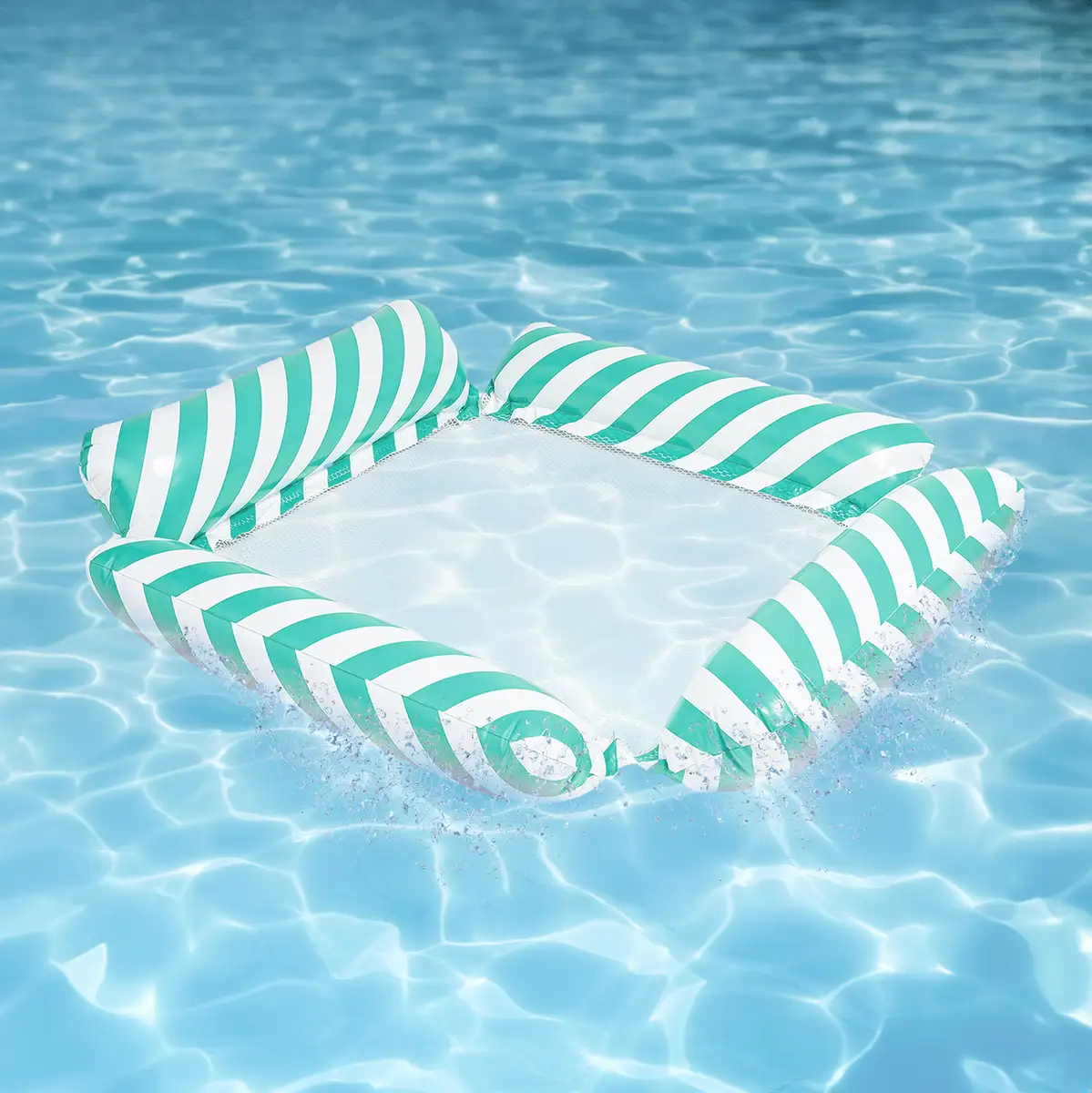 Materac dmuchany do pływania plażowy z siatką niebieski