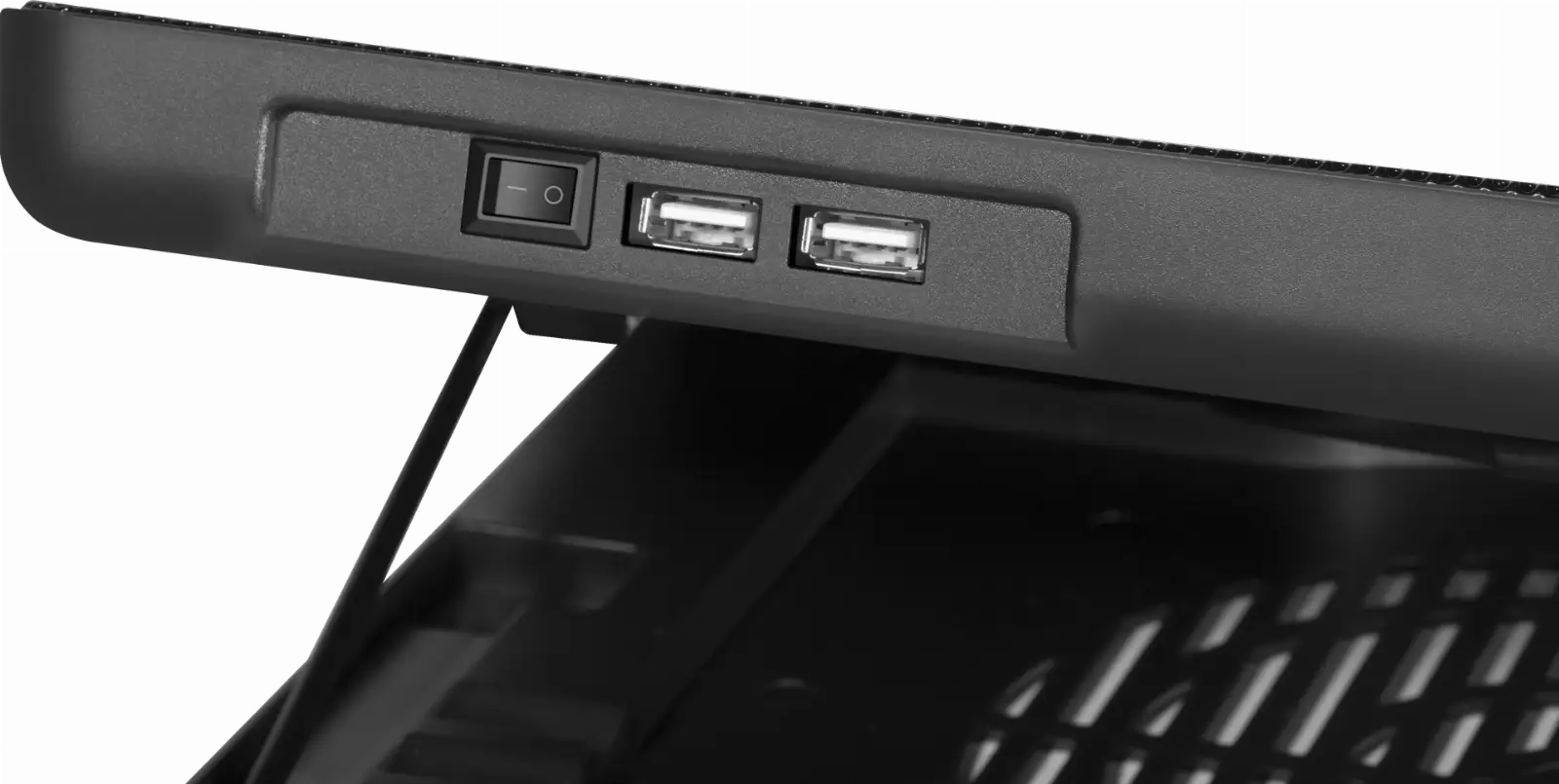 PODSTAWKA DEFENDER POD LAPTOPA NS-501 15.6"-17" 3W 2xUSB — 6