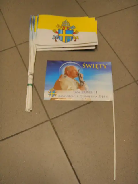 chorągiewka JPII 10SZT 3604
