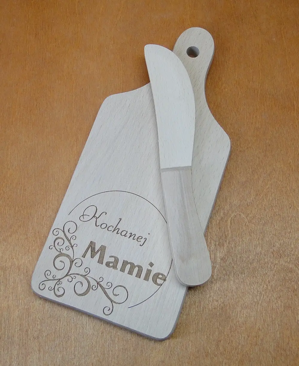 deska drewniana + nożyk DLA MAMY  24 x 10 cm.     P663W3
