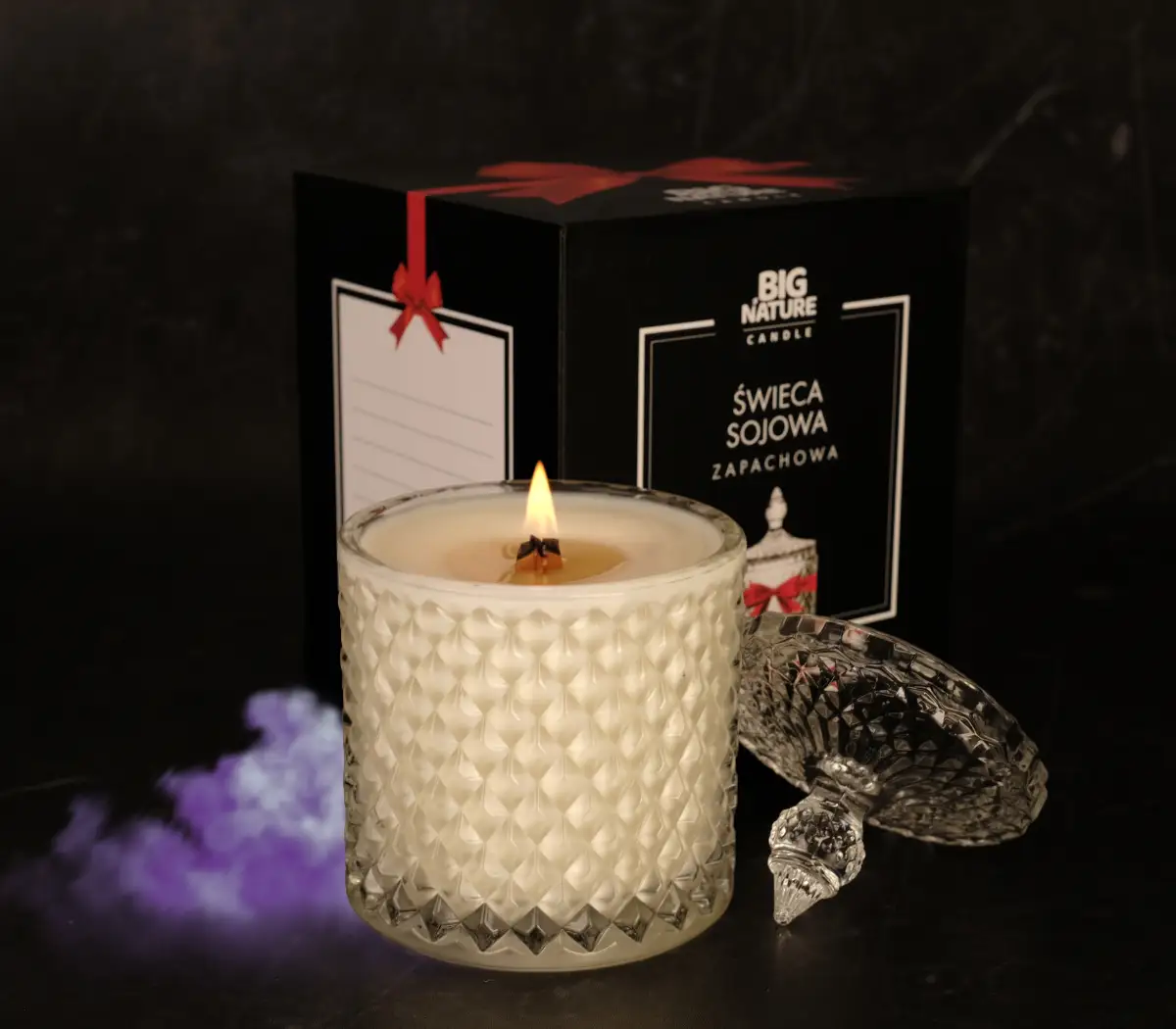 Świeca sojowa zap. insp. LOLITA LEMPICKA 240g PREZENTOWA - BIG NATURE CANDLE — 2