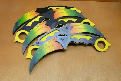 Nóż 5szt  drewniany karambit - tęczowy   24 cm.   P632
