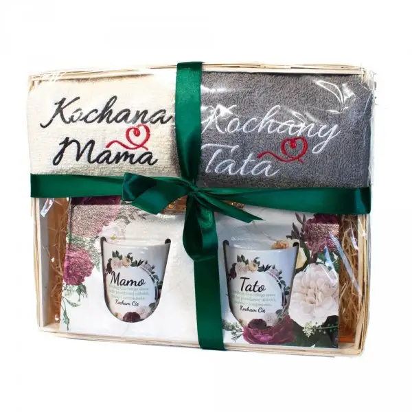 zest. 2 ręczników +2 kubków  MAMO KOCHAM CIĘ / TATO KOCHAM CIĘ