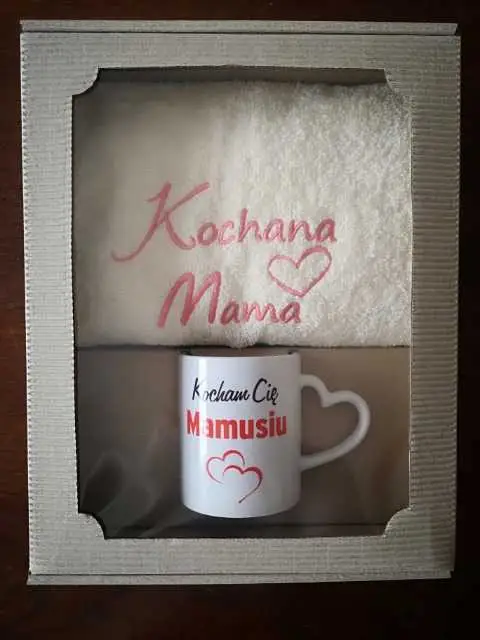 zest.prezentowy ręcznik+kubek KOCHANA MAMA