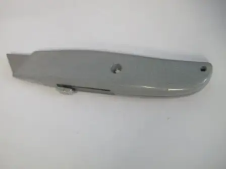 nóż uniwersalny wysuwany do tapet  15cm  613000