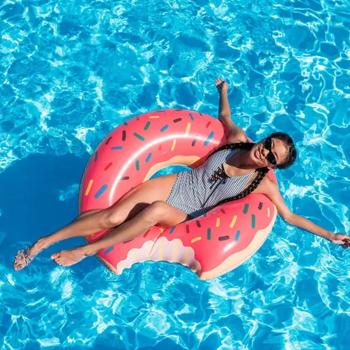 Duże koło dmuchane donut różowy 120cm materac do wody pływania na basen xxl — 2