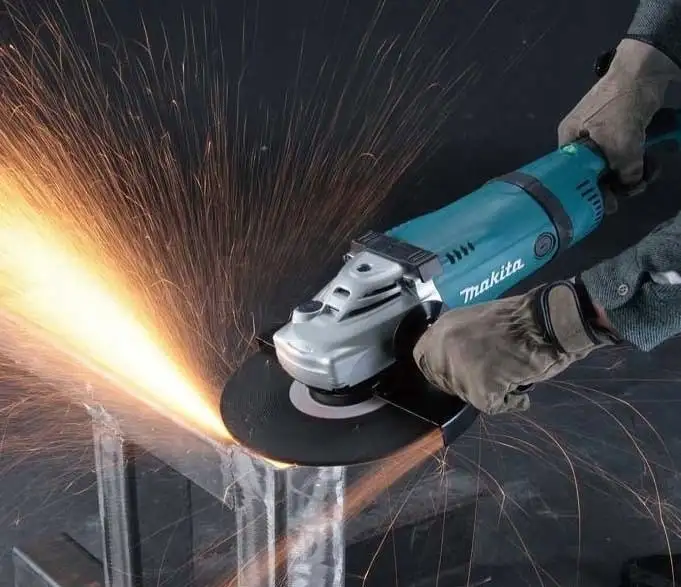 MAKITA SZLIFIERKA KĄTOWA GA9020R 2200W 230MM — 3