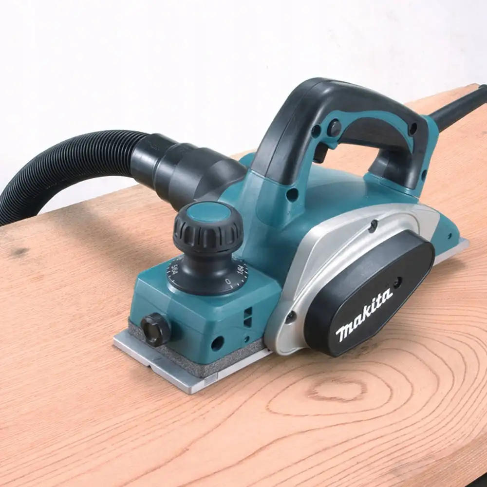 MAKITA ELEKTRYCZNY STRUG DO DREWNA KP0800 — 4
