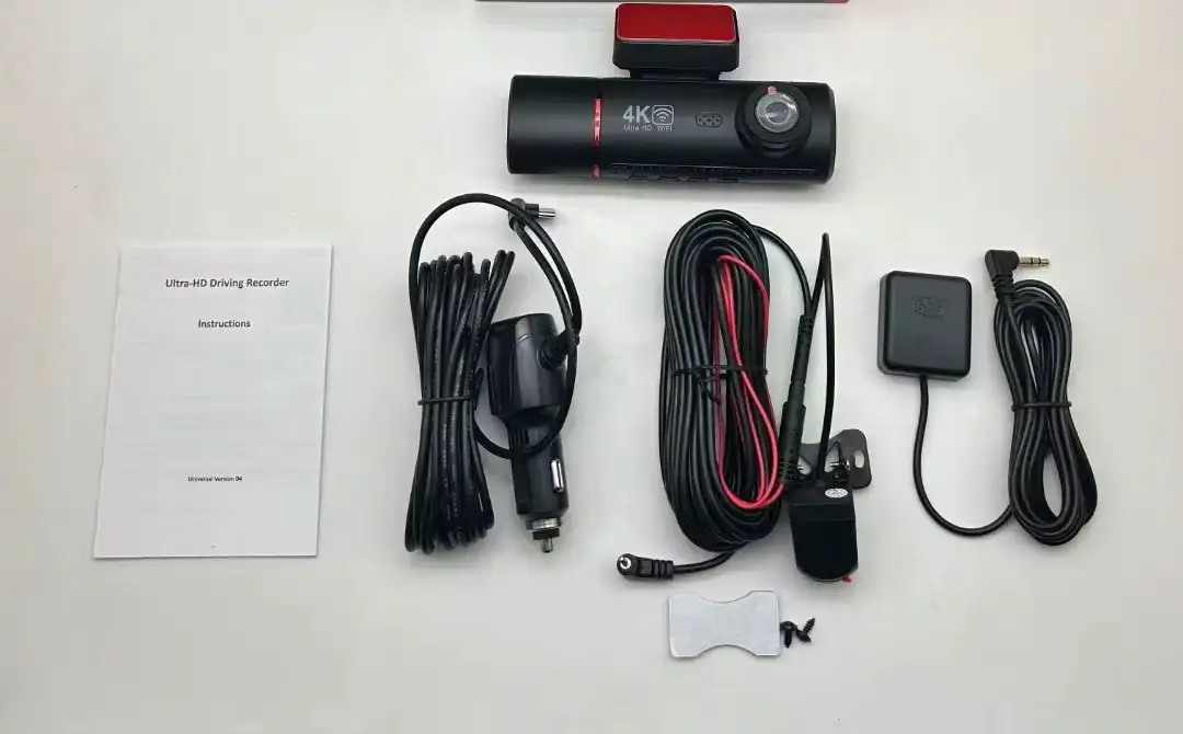 Kamera Samochodowa 3w1 HD 4K Przód Tył i Wnętrze GPS Wi-Fi Tryb Nocny — 12