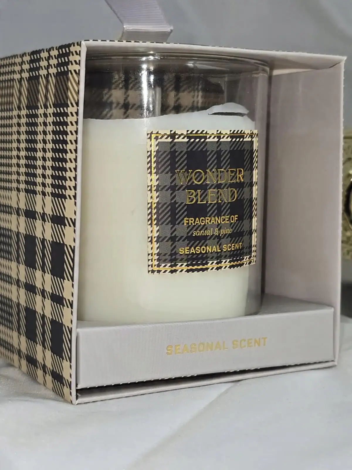 Świeca o aromacie Wonder Blend. — 11
