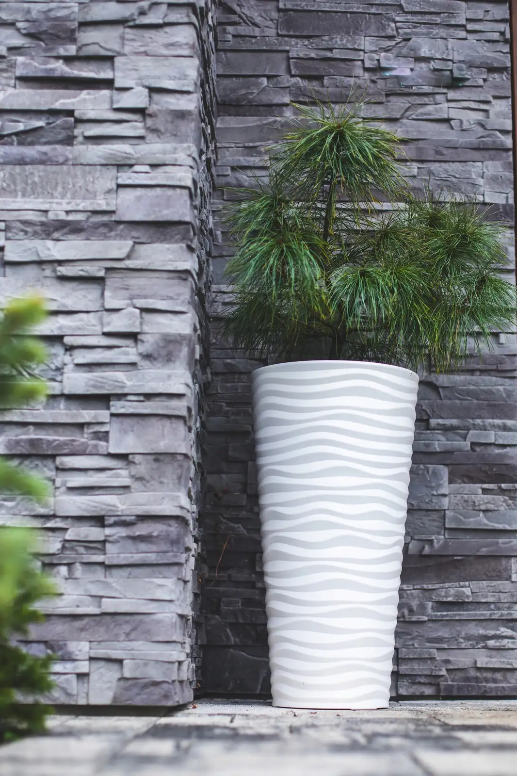 Doniczka okrągła Sahara Dunes Slim 30 | Czarny — 4